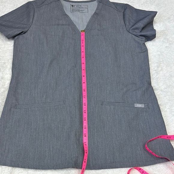 Figs Gray Fitted Short Sleeve Top - Picture 4 of 8